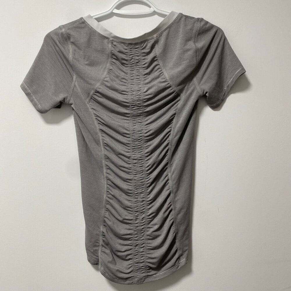 Sweatlife Lululemon Tee — Grey Graphic “Sweatlife” / Women’s - Size S - Picture 5 of 5